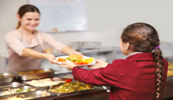 Okullara Güvenilir ve Dengeli Yemek Hizmeti – Tamaş Catering 